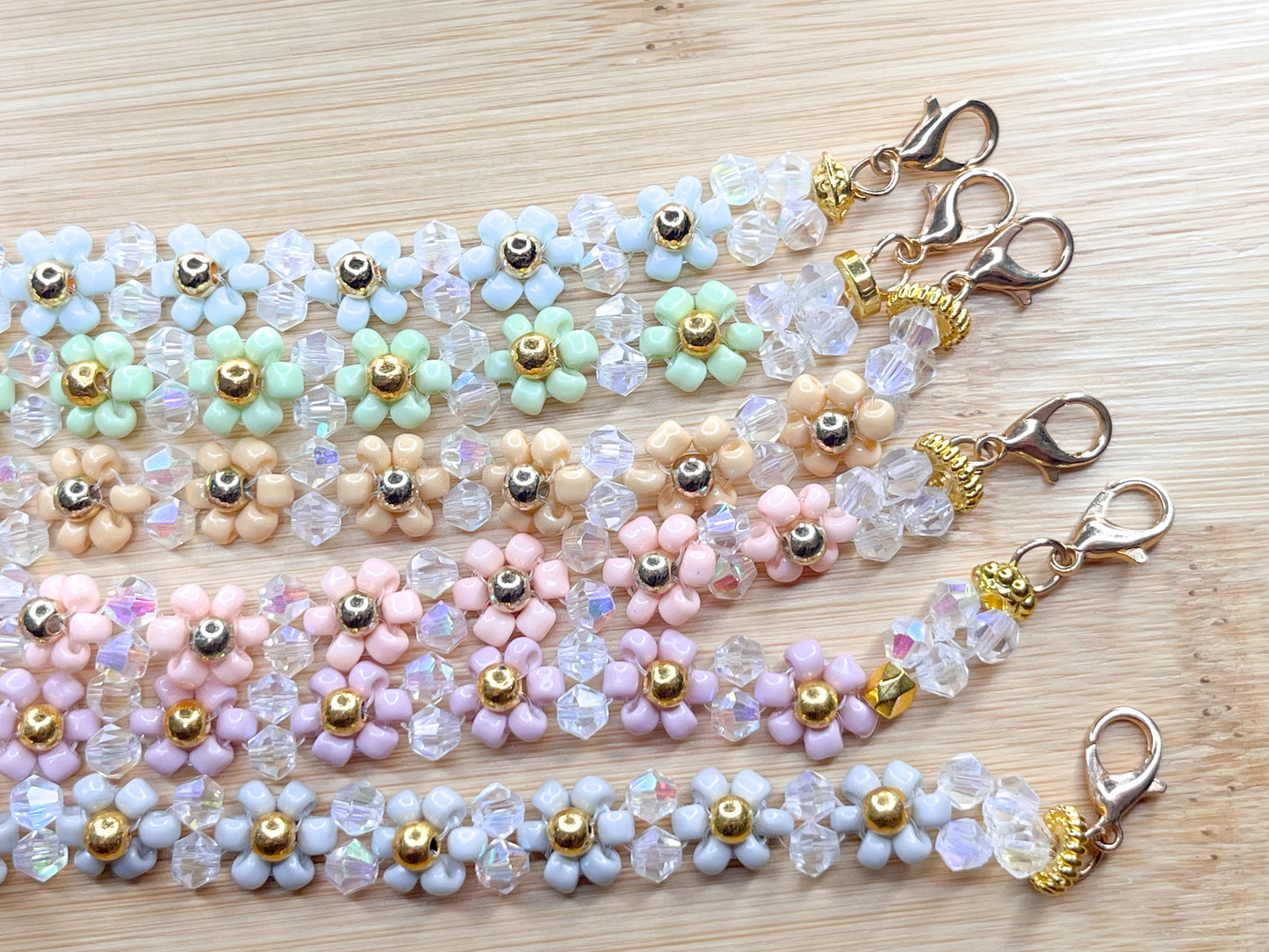 Lovely Daisy Chain Bracelets