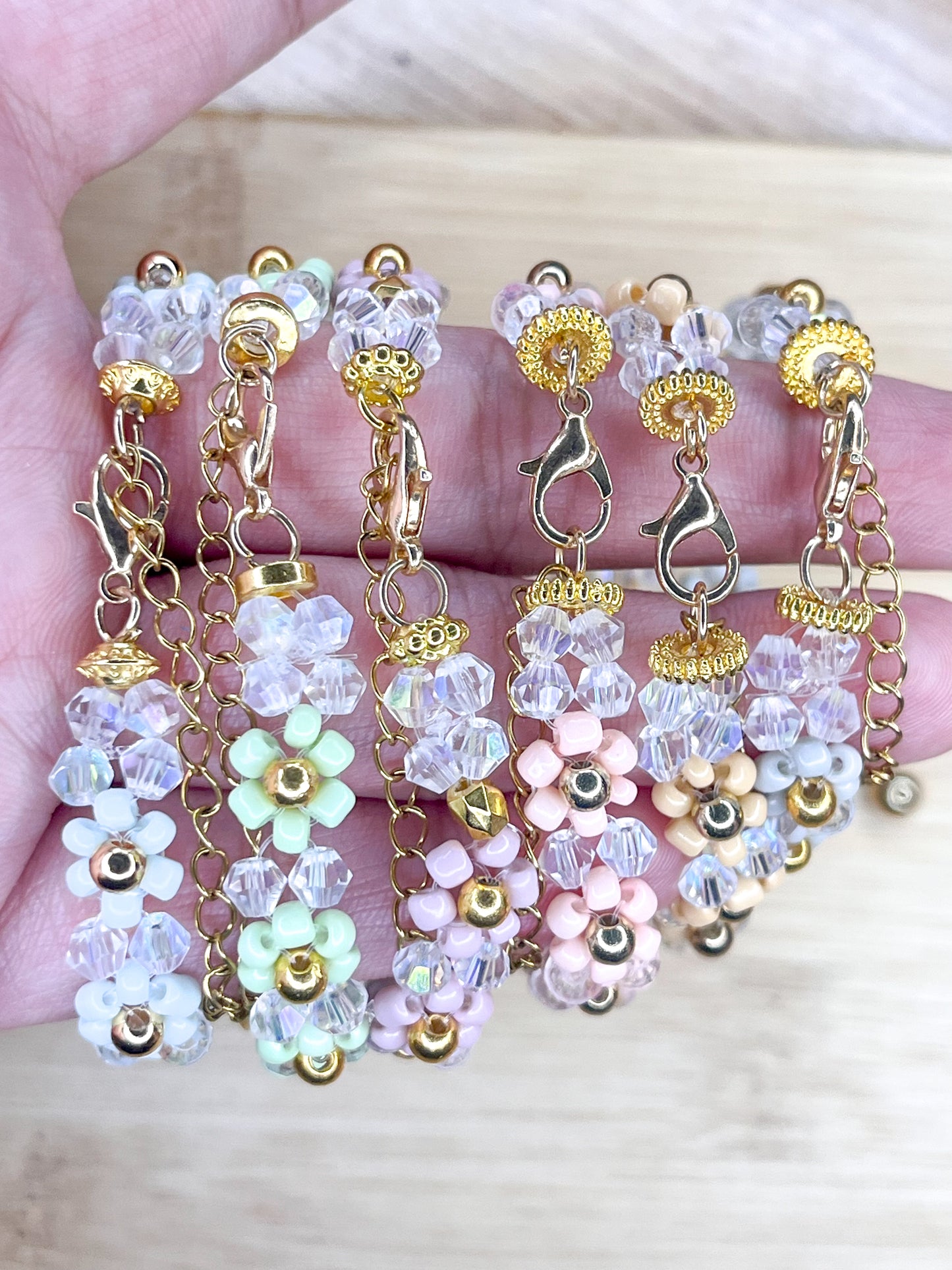 Lovely Daisy Chain Bracelets