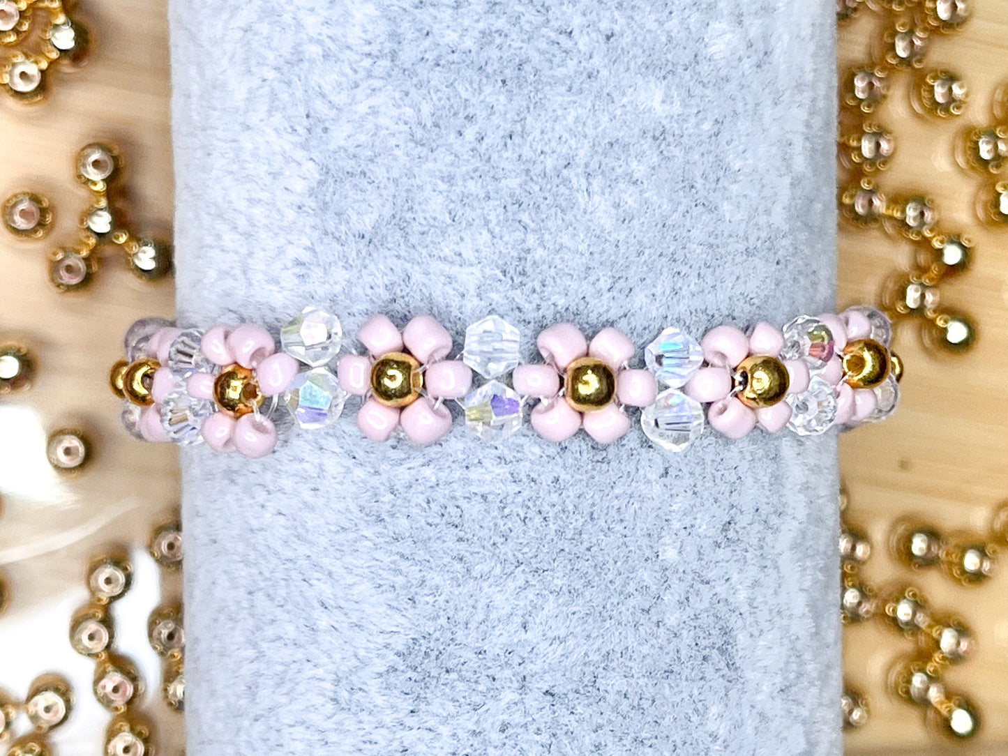Lovely Daisy Chain Bracelets